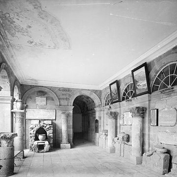 Établissement thermal de Néris-les-Bains