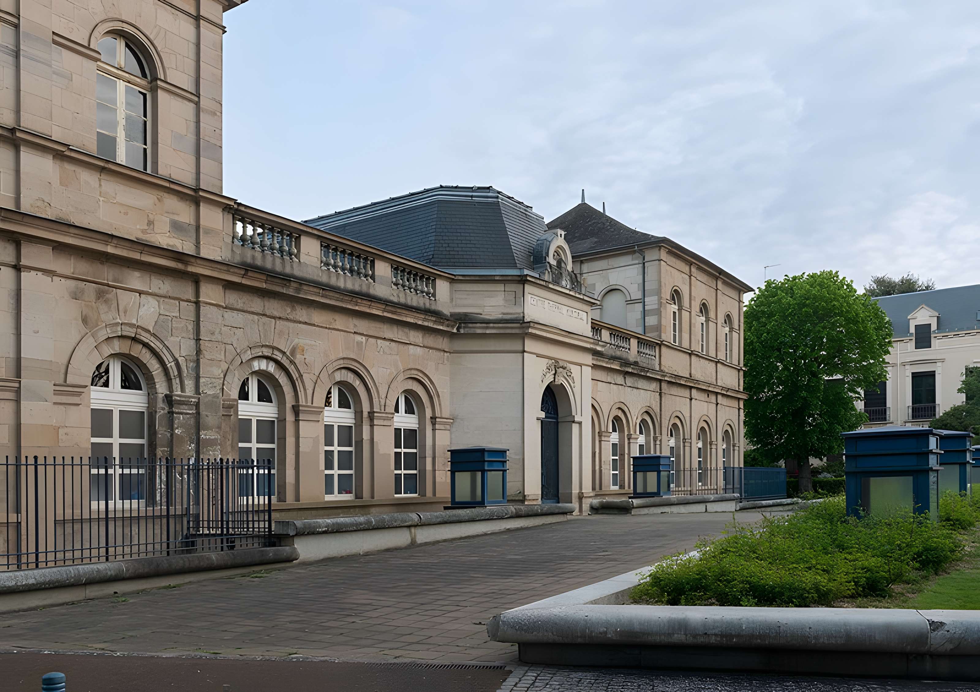 Établissement thermal de Néris-les-Bains