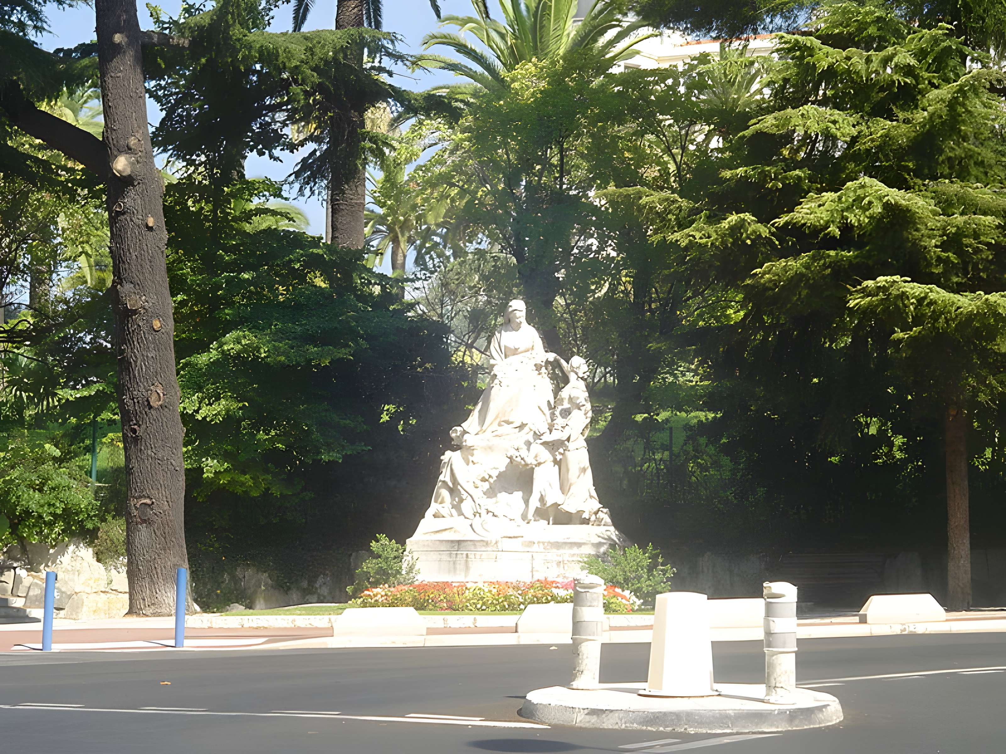 Regina, anciennement Excelsior Hôtel Regina