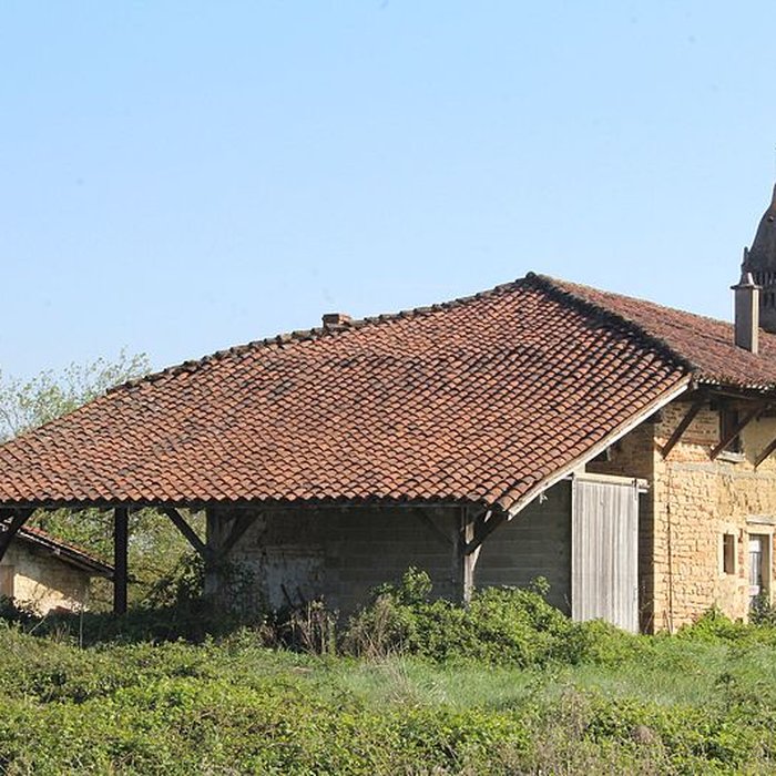 Photo de Ferme de Grandval à Saint-Trivier-de-Courtes