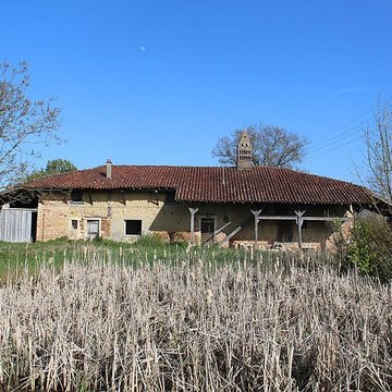Ferme de Grandval à Saint-Trivier-de-Courtes