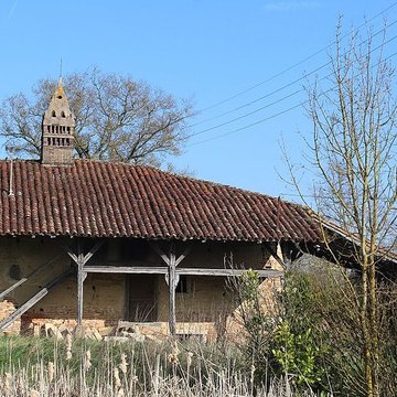 Ferme de Grandval à Saint-Trivier-de-Courtes