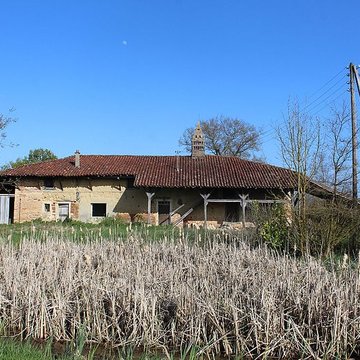 Ferme de Grandval à Saint-Trivier-de-Courtes