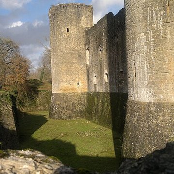 Château de Villandraut