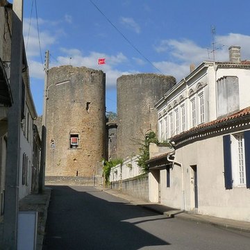 Château de Villandraut