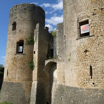 Château de Villandraut
