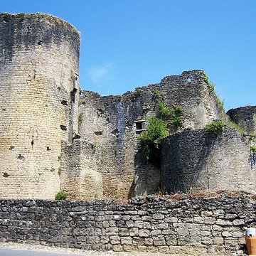 Château de Villandraut