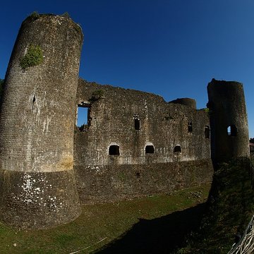 Château de Villandraut