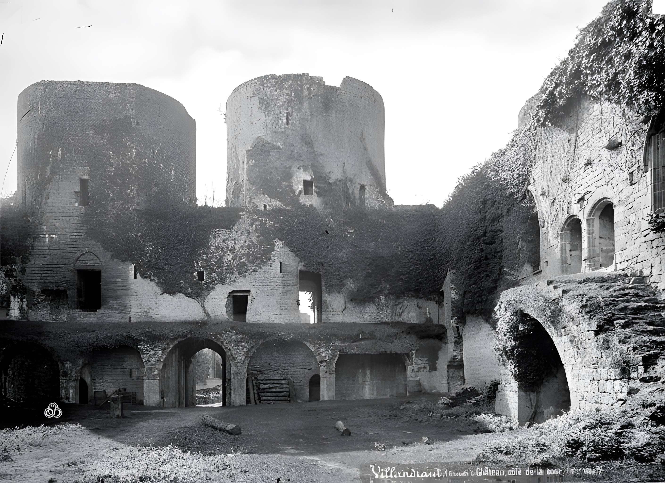 Château de Villandraut