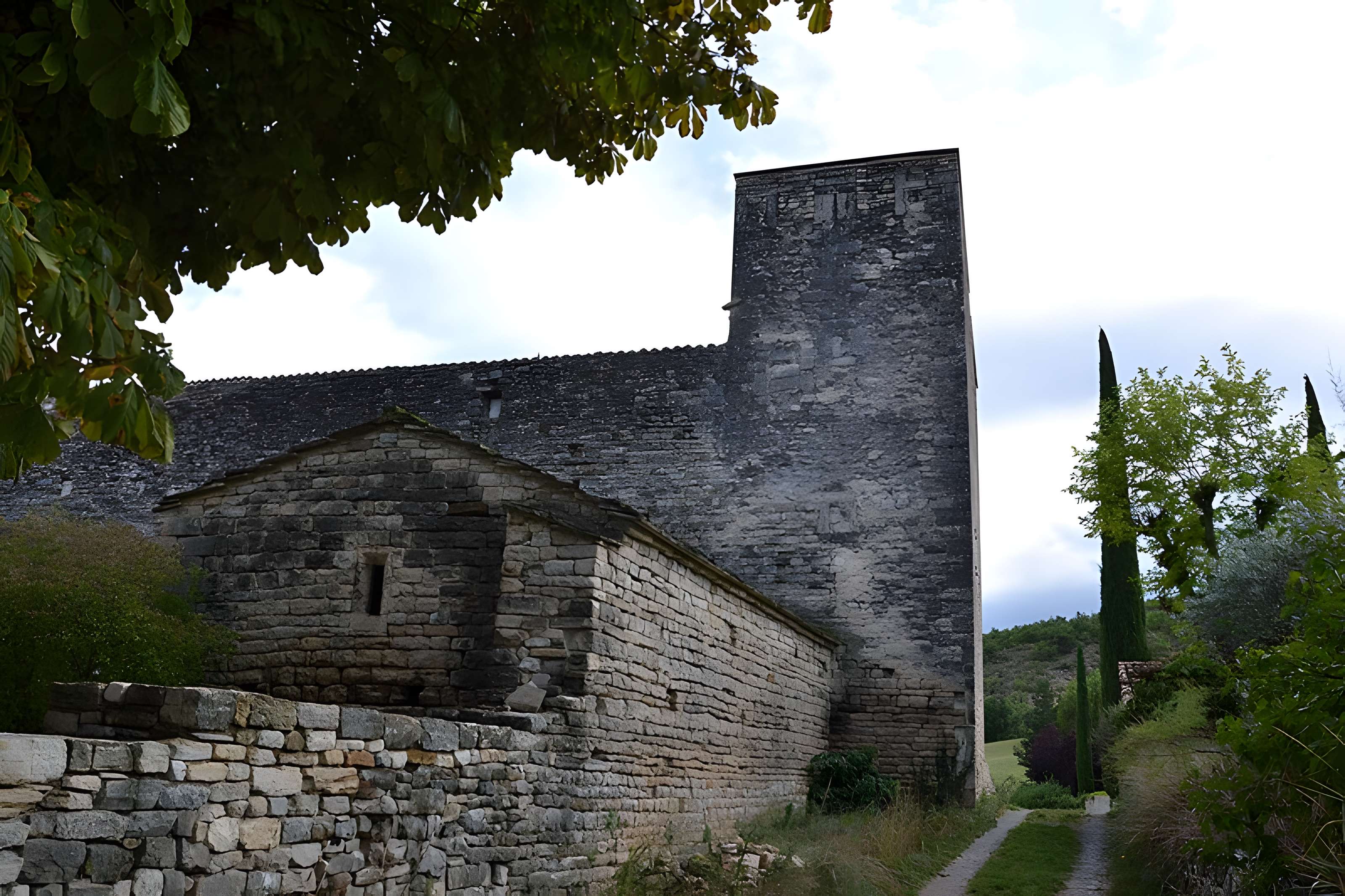Ferme fortifiée des Ybourgues à Limans