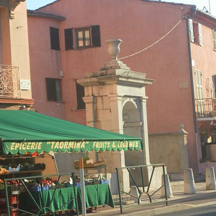 Photo de Fontaine Carolo Felicerege de La Turbie