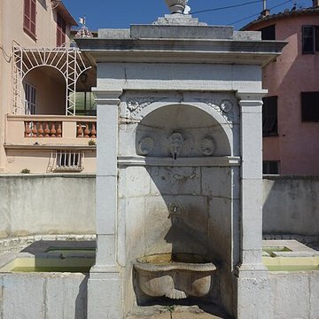 Fontaine Carolo Felicerege de La Turbie
