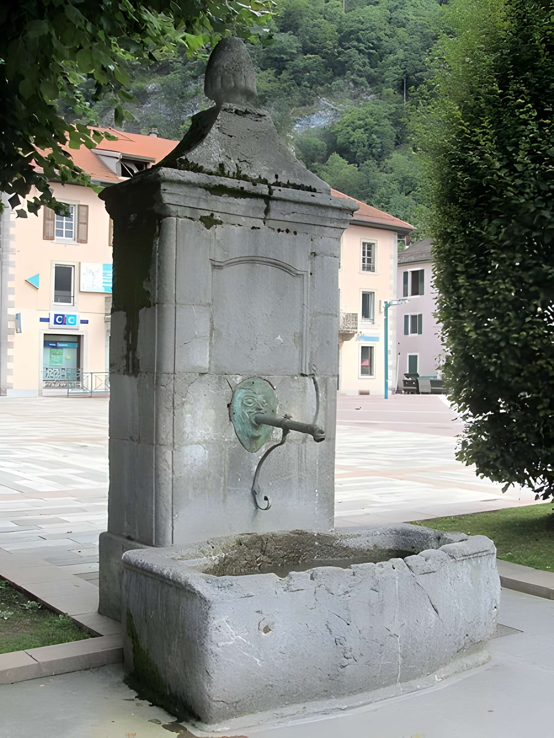 Fontaine de Cluses 