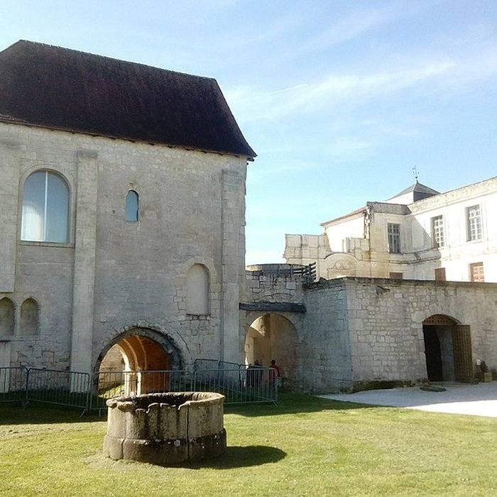 Photo de Château de Villebois-Lavalette