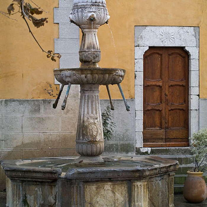 Photo de Fontaine de Contes