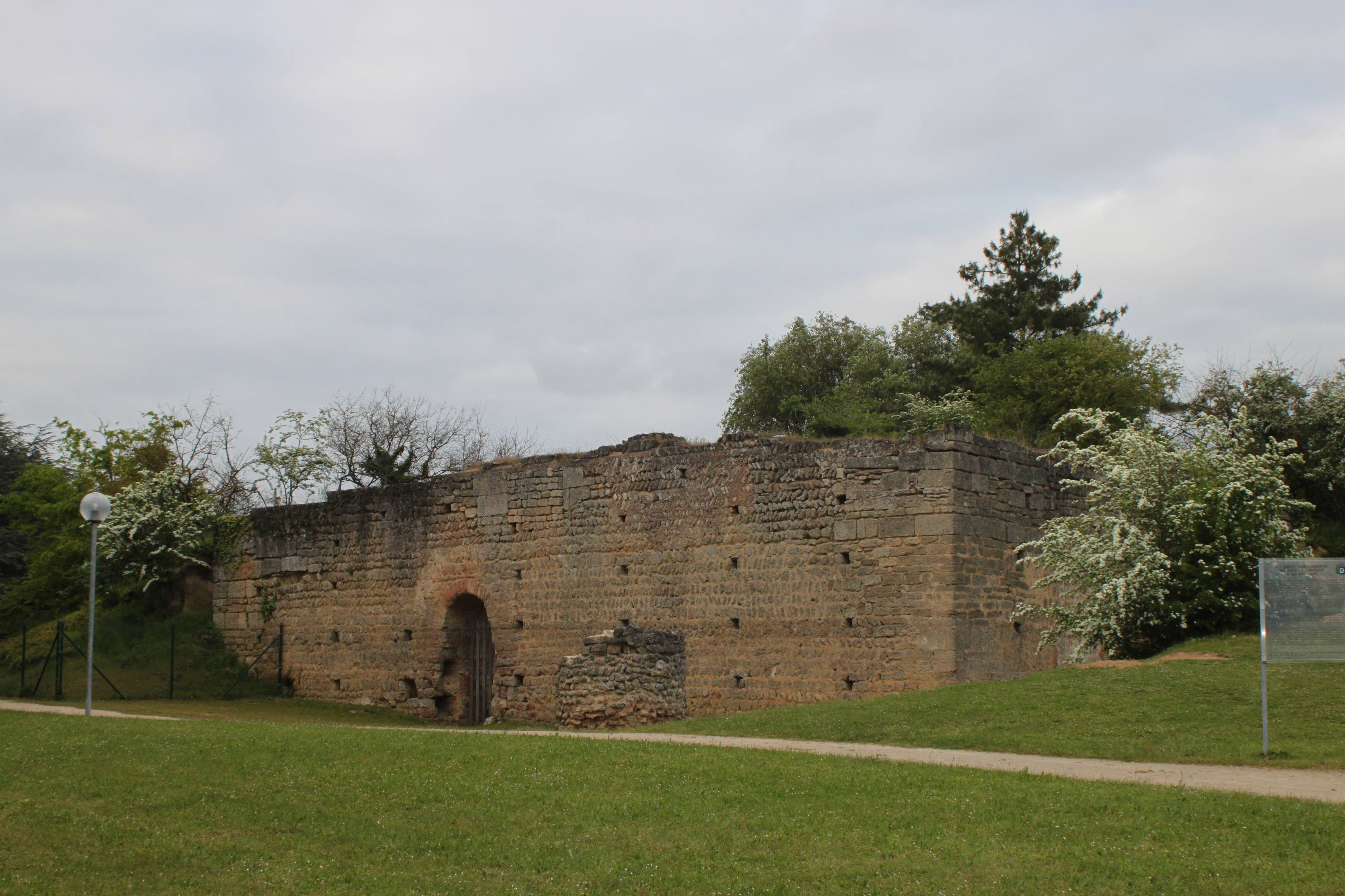 Photo de Château de la Motte Grouillon