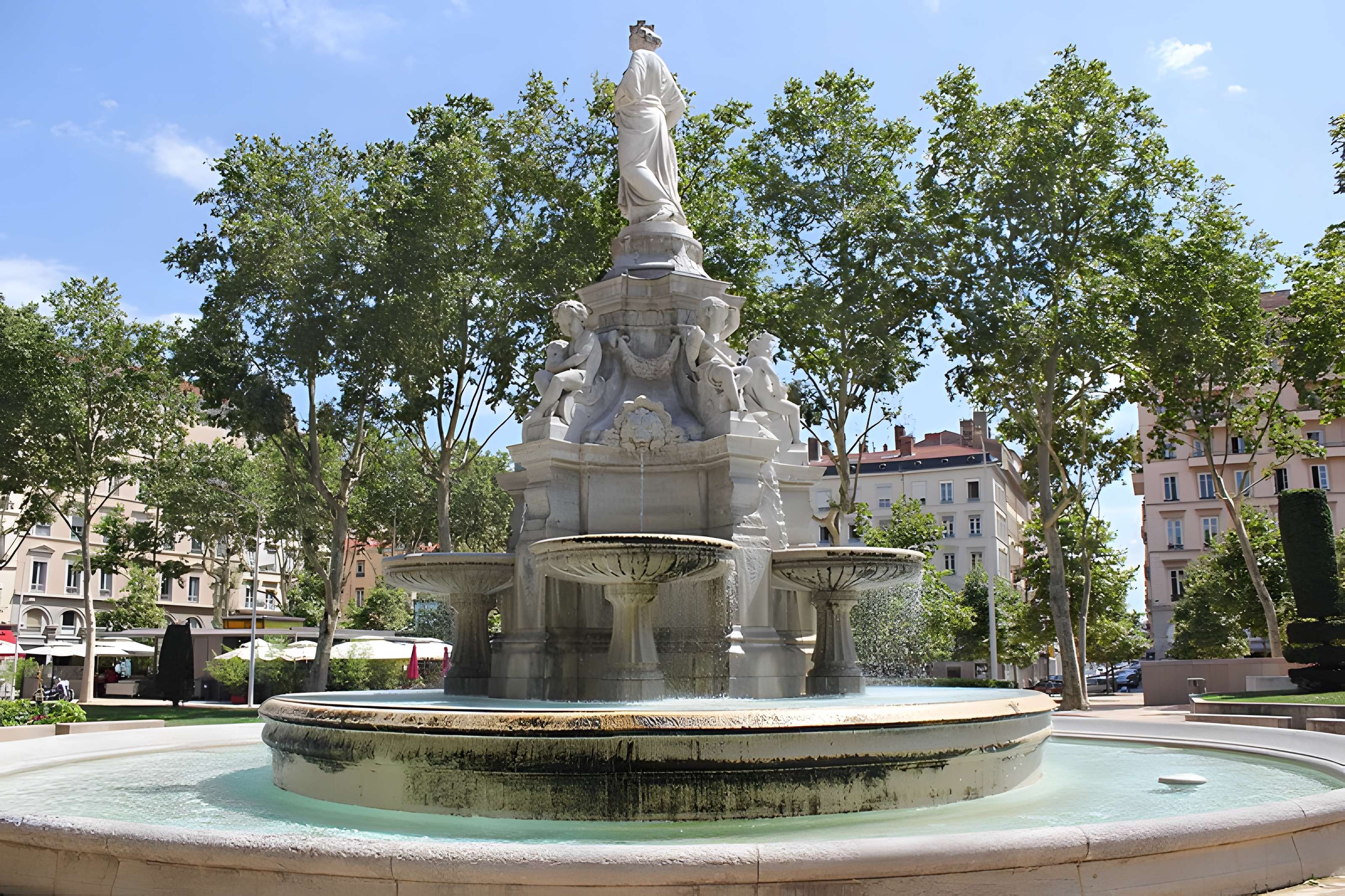 Fontaine de la place du Maréchal-Lyautey à Lyon