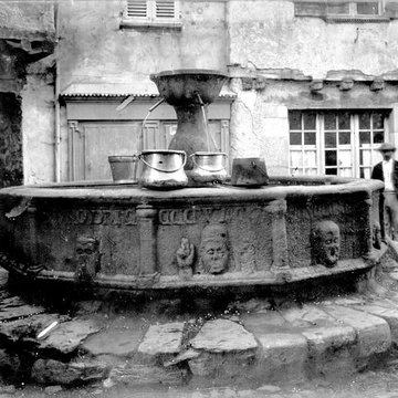 Fontaine de Najac