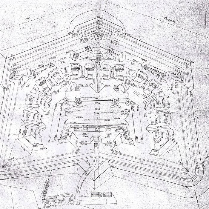 Photo de Fort dAsnières dit fort Brûlé également sur commune de Norges-la-Ville