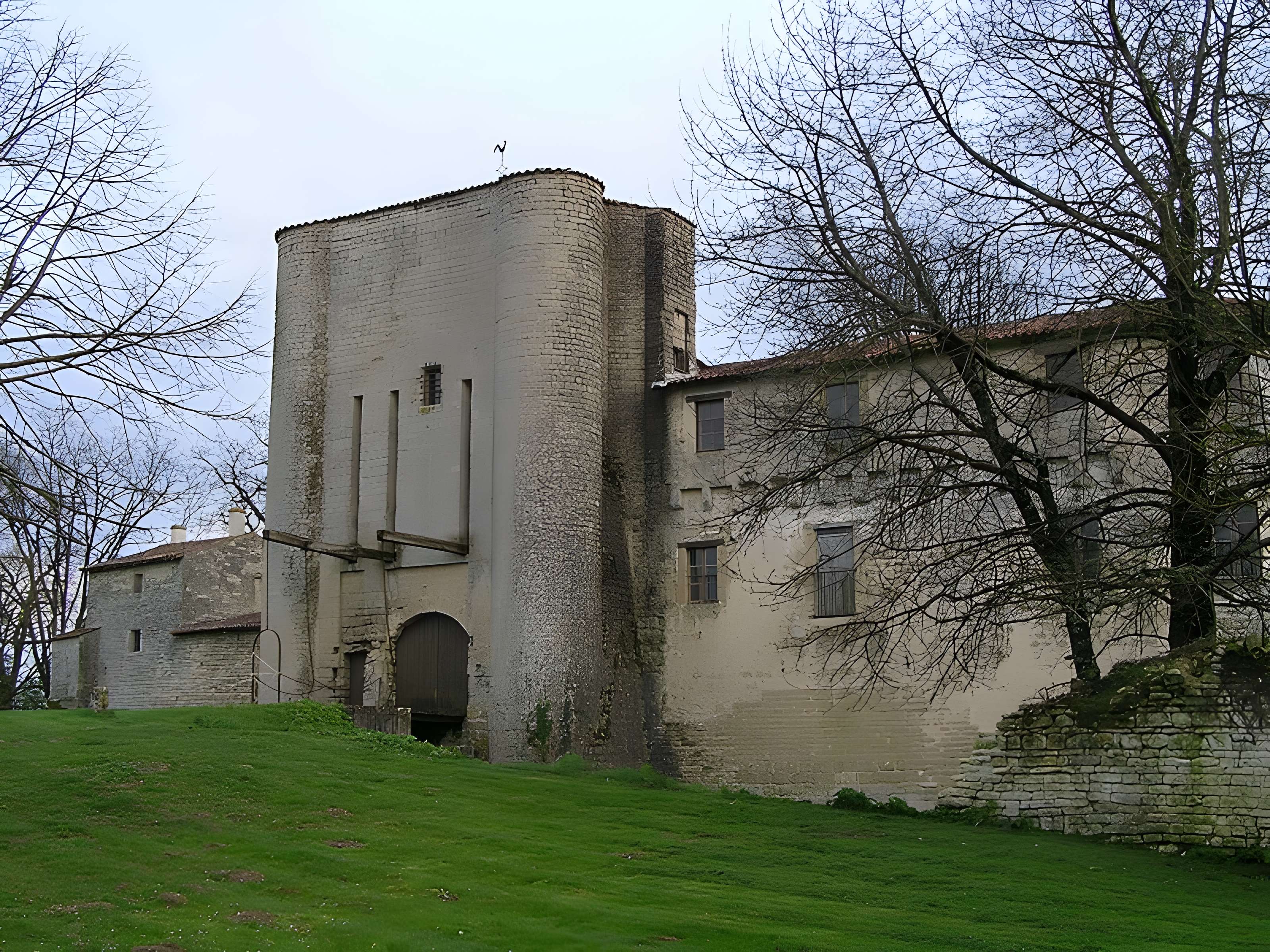 Château de Villeneuve-la-Comtesse