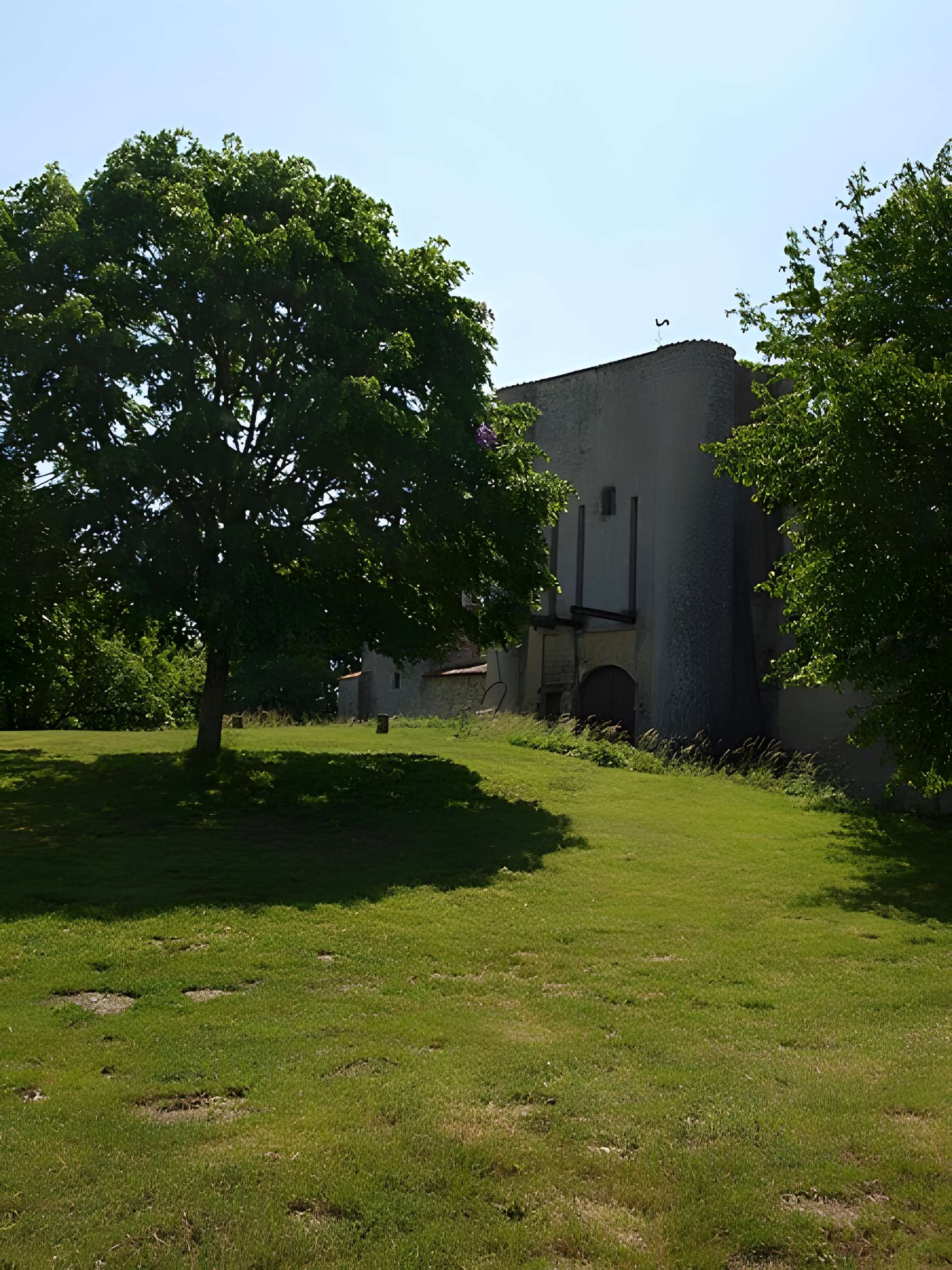 Château de Villeneuve-la-Comtesse