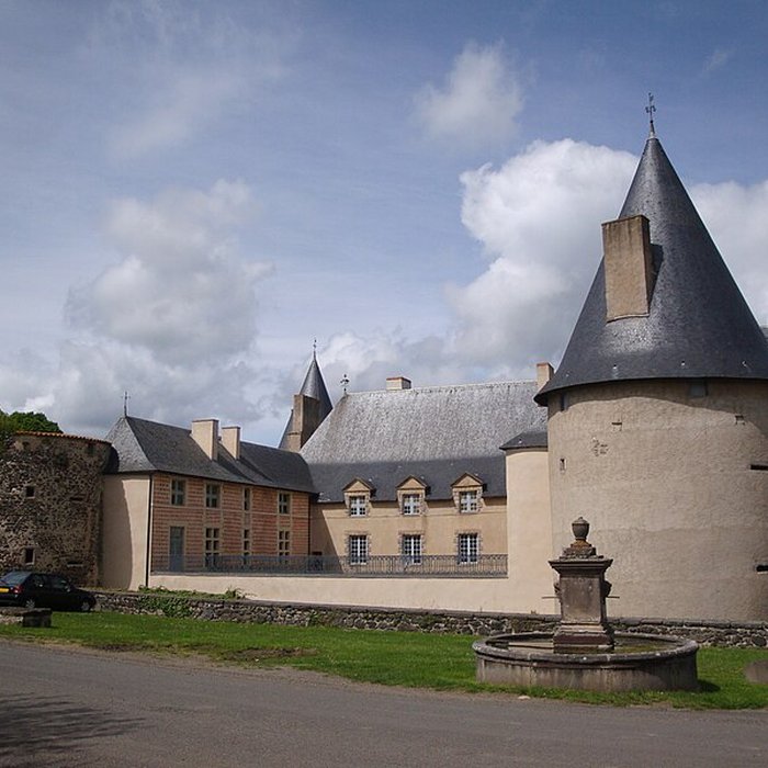 Photo de Château de Villeneuve-Lembron