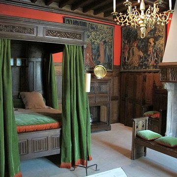 Château de Villeneuve-Lembron