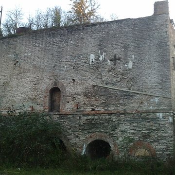 Fours à chaux de la Roque-Genêts à Cavigny