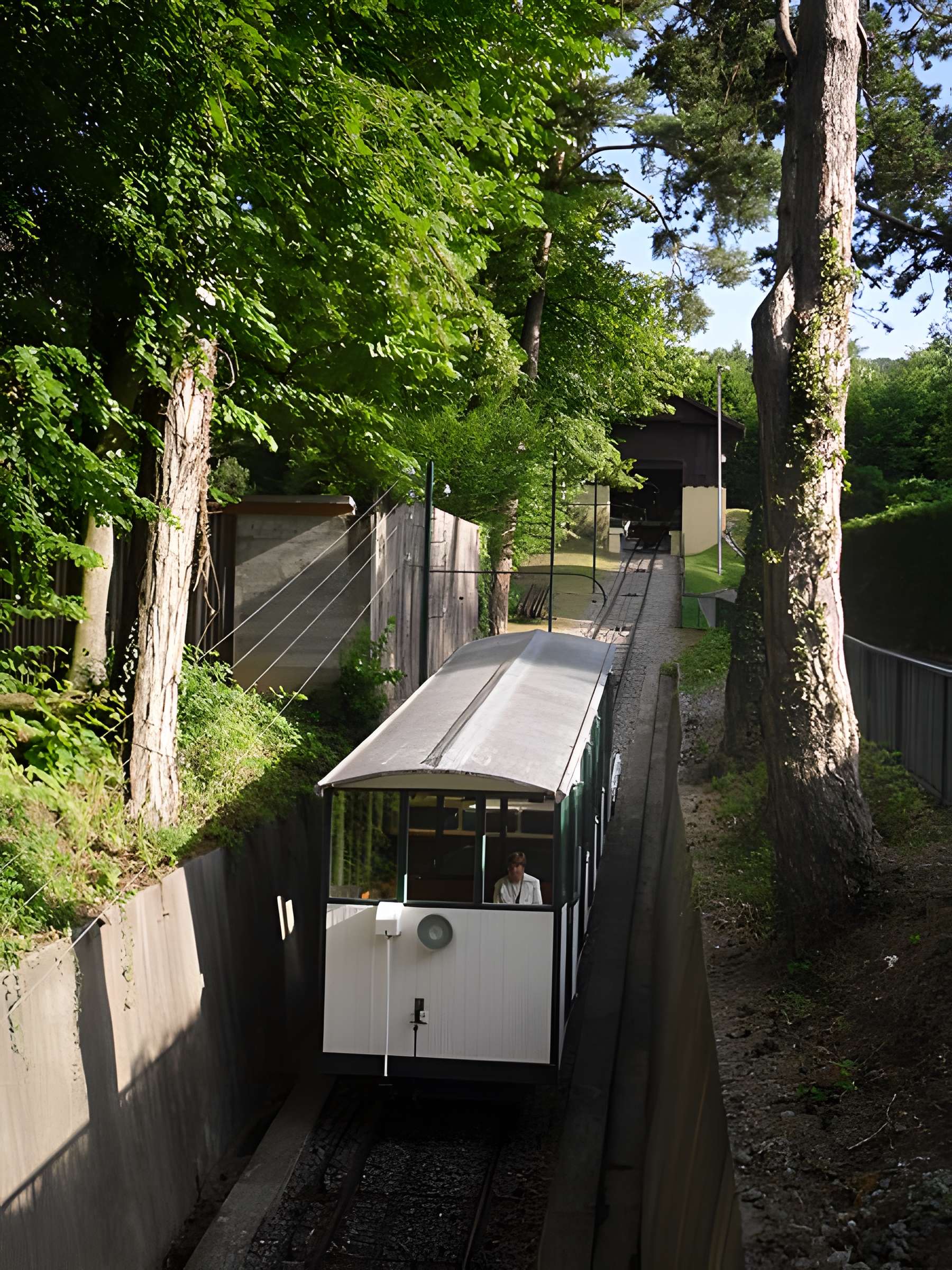 Funiculaire d'Évian-les-Bains à Neuvecelle