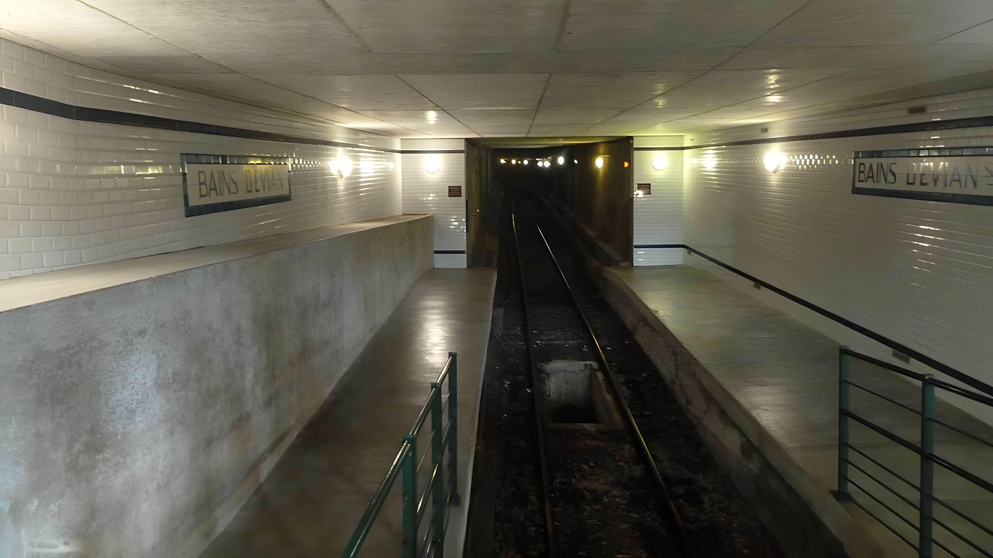 Funiculaire d'Evian-les-Bains à Neuvecelle (également sur commune de Neuvecelle)