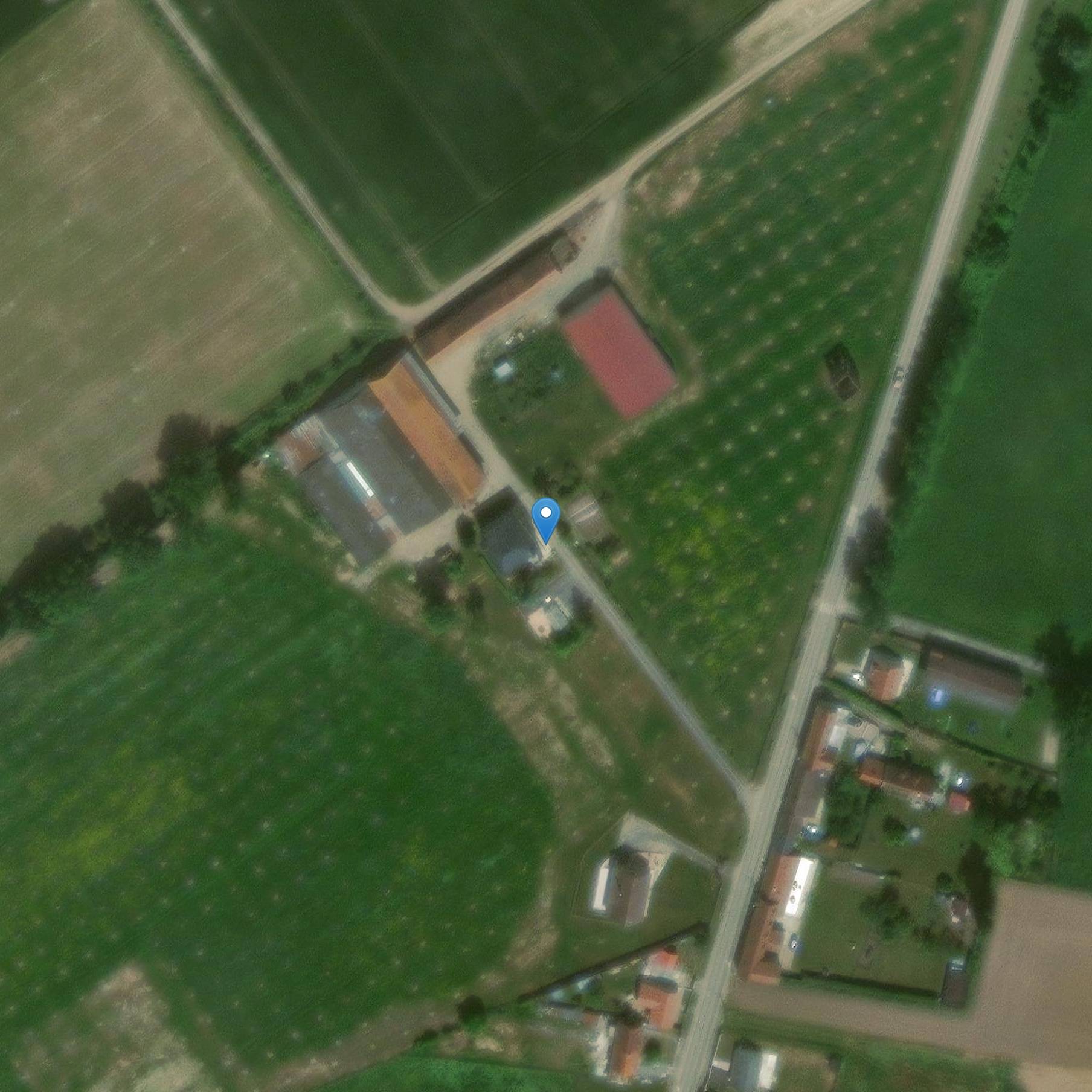 Photo de Beaulieu-les-Fontaines feudal 城