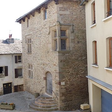 Grenier-des-Évêques de Salles-Curan