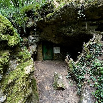 Grotte de Bernifal à Meyrals