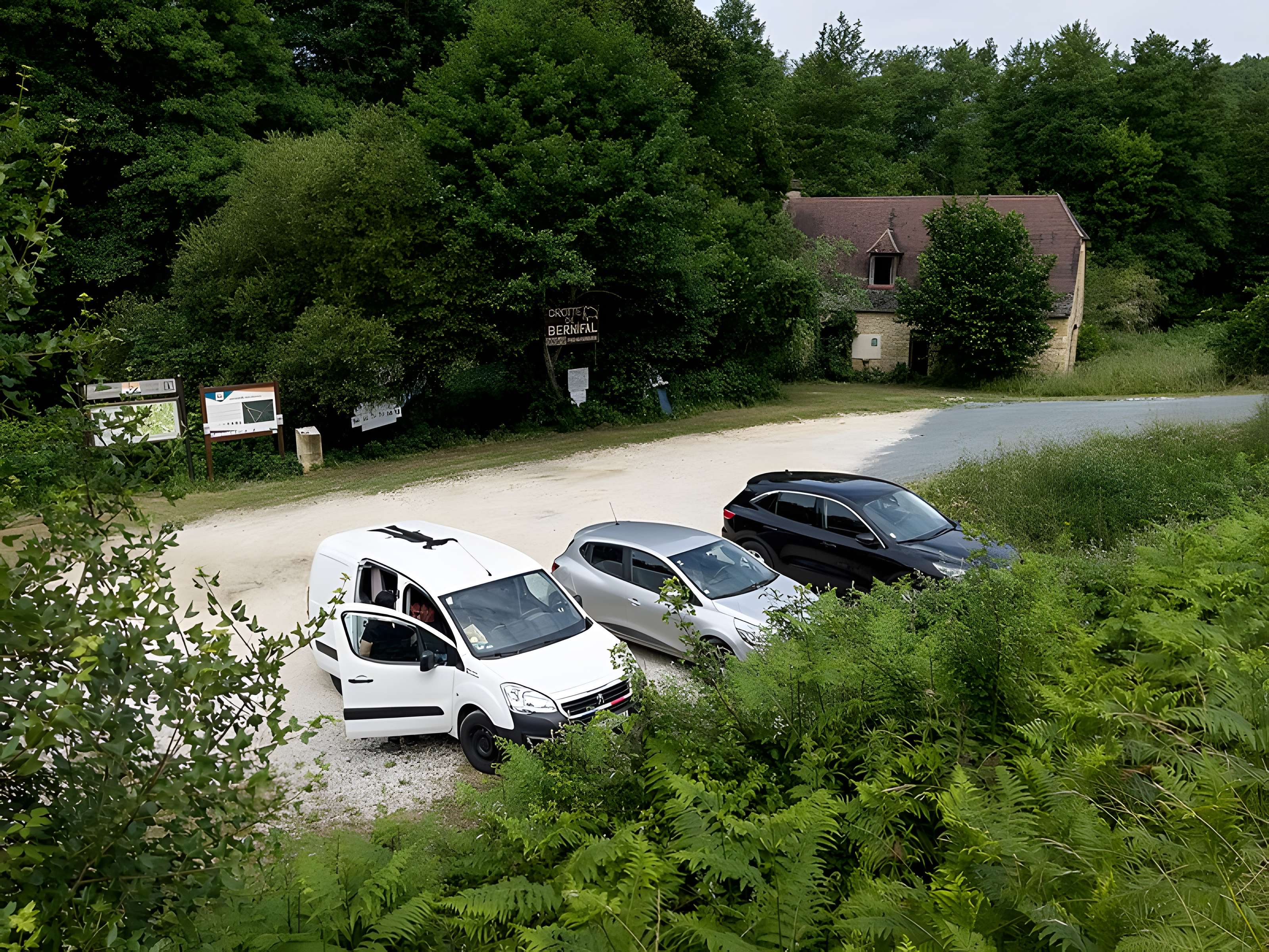 Grotte de Bernifal à Meyrals