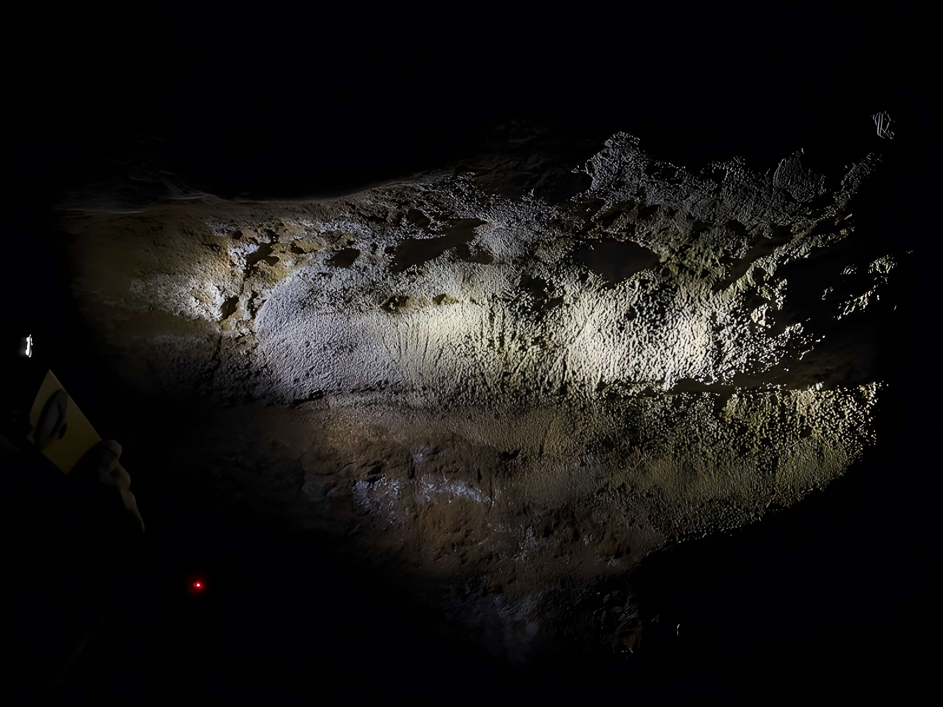 Grotte de Bernifal à Meyrals