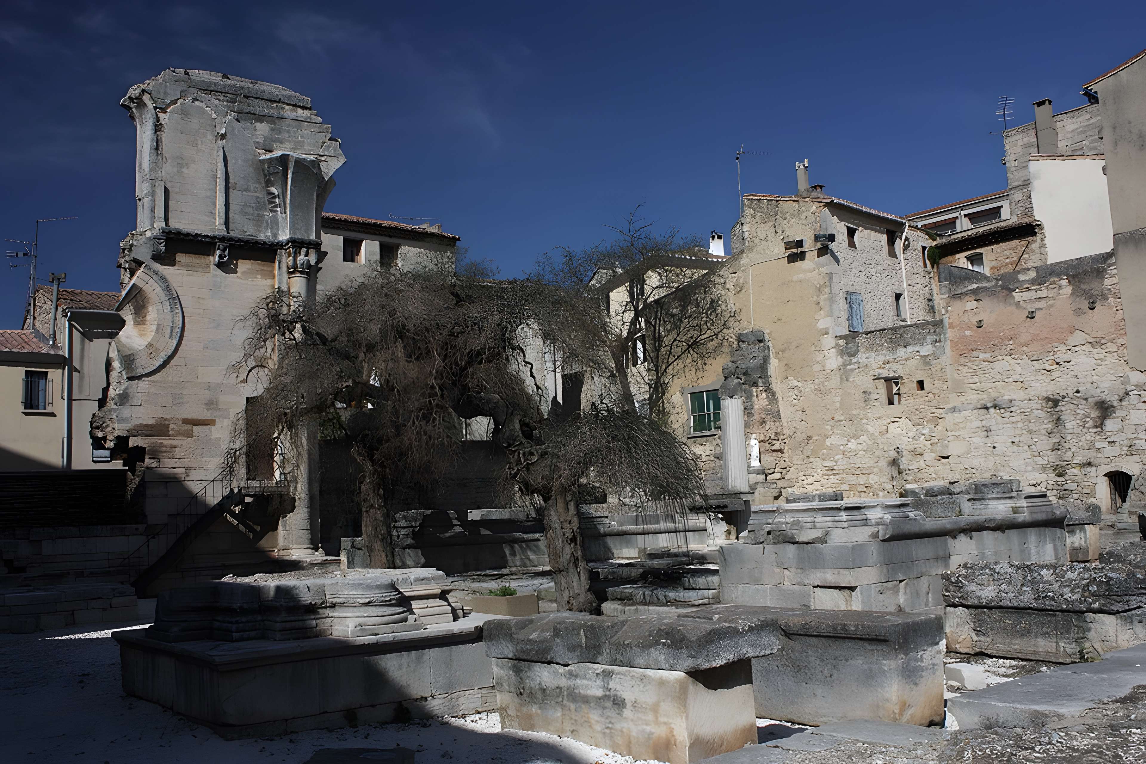Église abbatiale de Saint-Gilles du Gard
