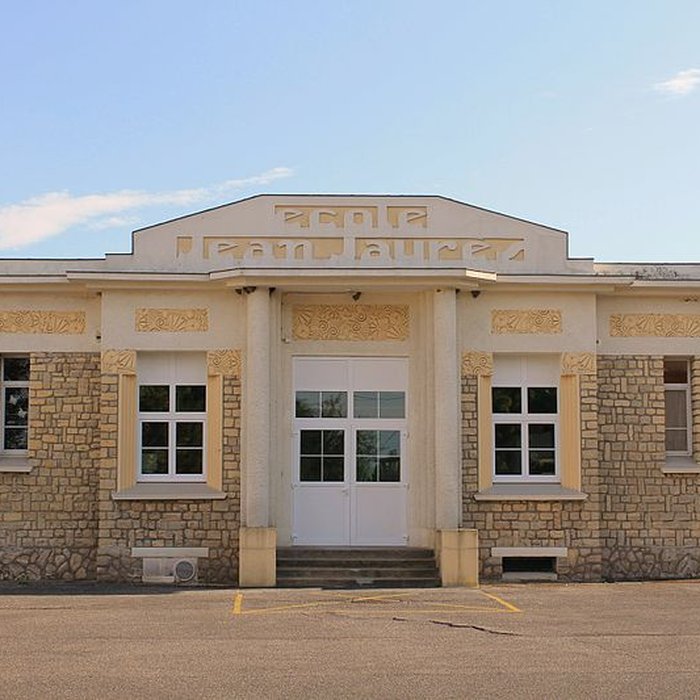 Photo de Groupe scolaire Jean-Jaurès et mairie annexe de Canon