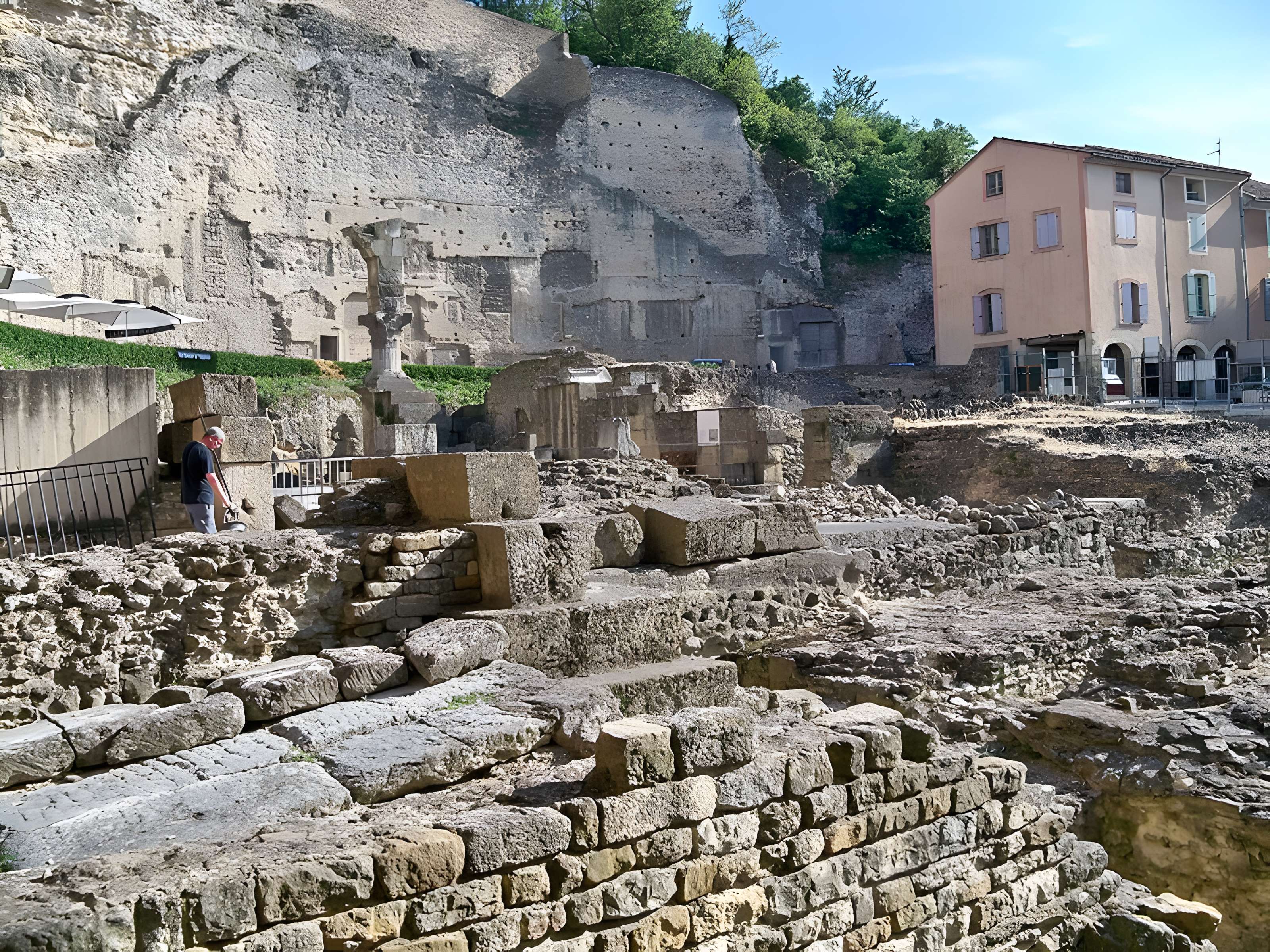 Gymnase romain d'Orange 