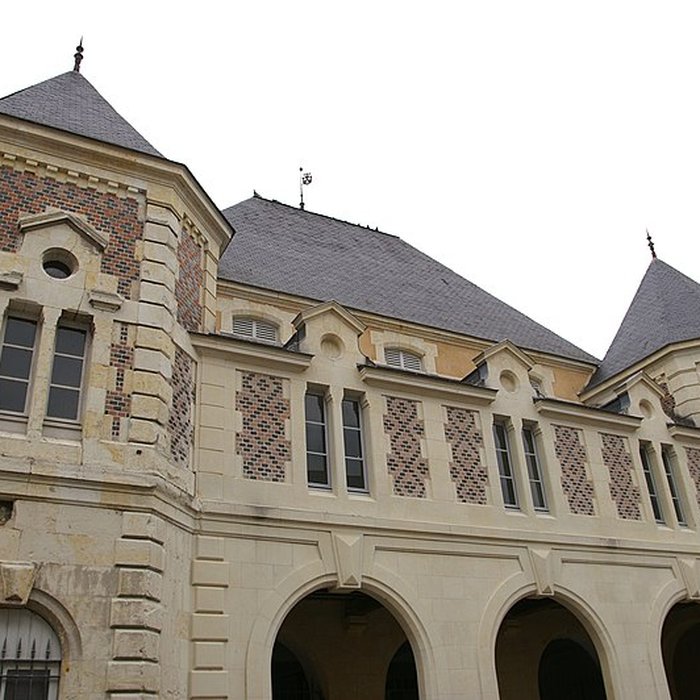 Photo de Halles aux grains de Saint-Calais