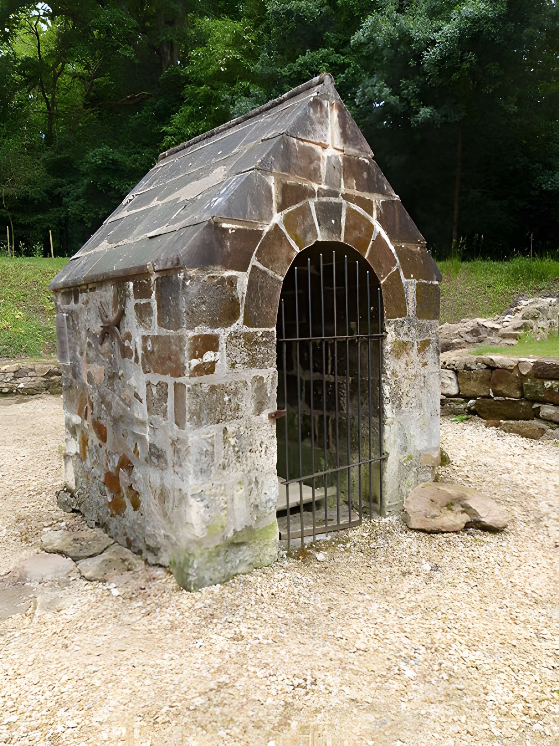 Hermitage Saint-Jean de Chênehutte-Trèves-Cunault