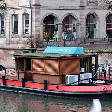 Hôtel au 4 Place du Marché-aux-Poissons à Strasbourg