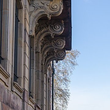 Hôtel au 4 Place du Marché-aux-Poissons à Strasbourg