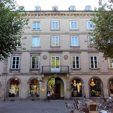 Hôtel au 4 Place du Marché-aux-Poissons à Strasbourg