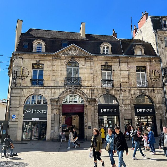 Photo de Hôtel Burteur à Dijon