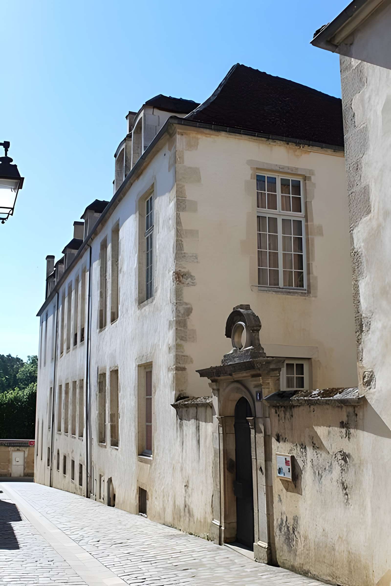 Hôtel Condé à Avallon 