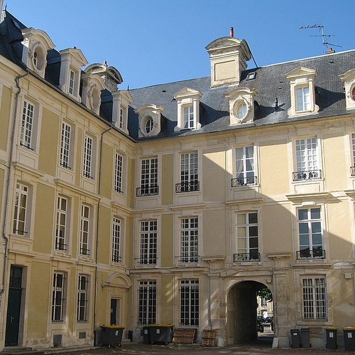 Photo de Hôtel Daumesnil à Caen