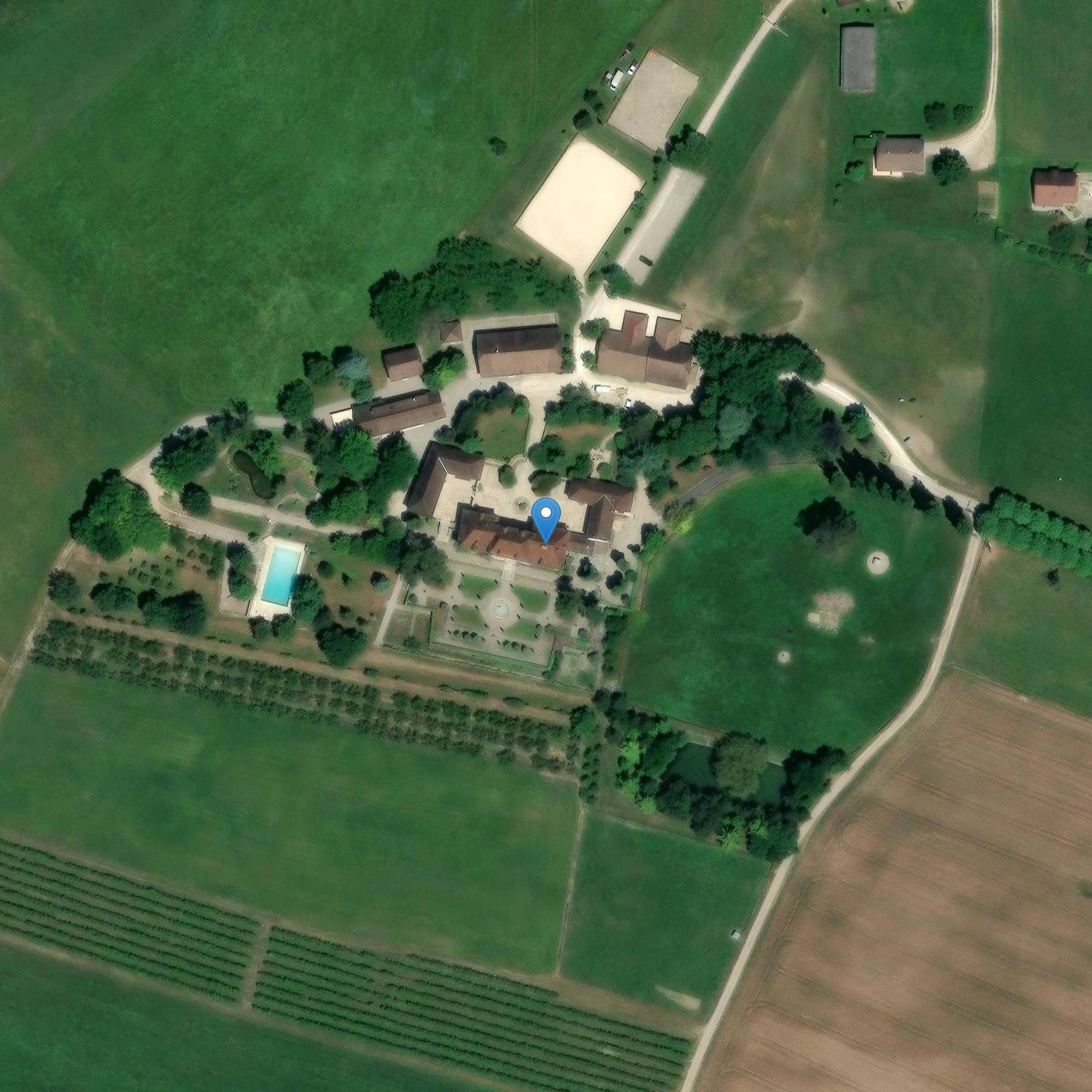 Photo de Chitry Castle