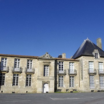Hôtel de Cheusses à Rochefort