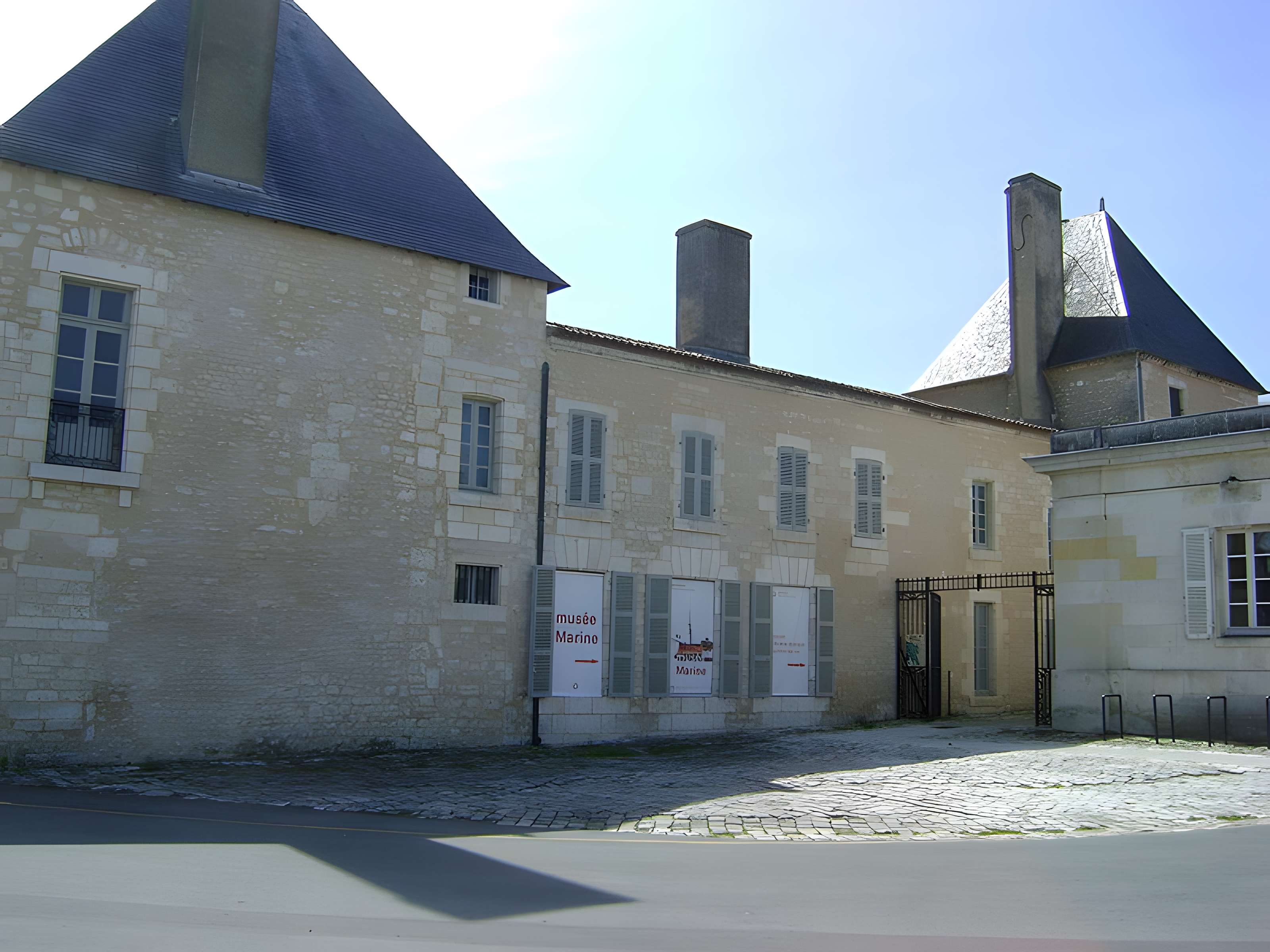 Hôtel de Cheusses à Rochefort