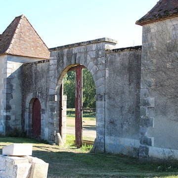 Château de Voisins à Saint-Hilarion